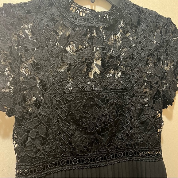 Zara party mini dress black lace bodice pleated skirt short sleeve small EUC - Picture 13 of 16